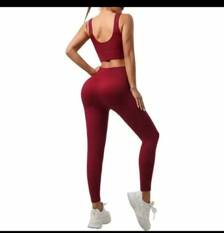 Ensemble de sport femme