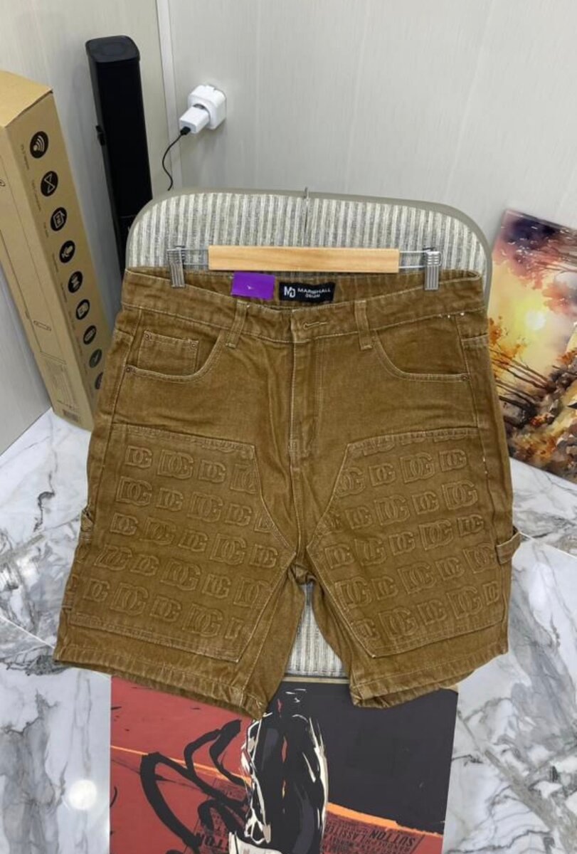 Shorts cargo en coton beige