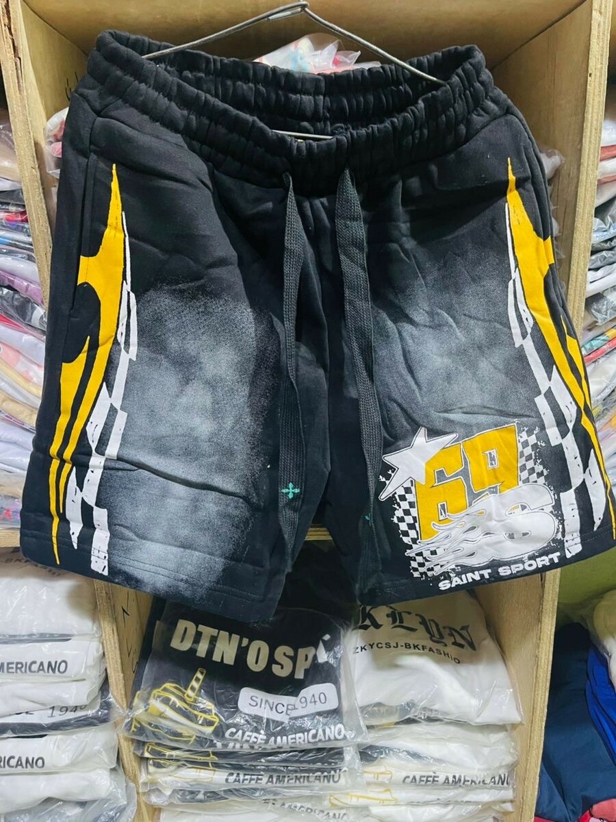 Shorts graphiques hommes tendance