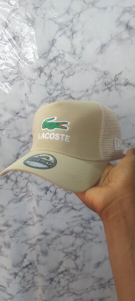 Casquette Lacoste beige pour homme