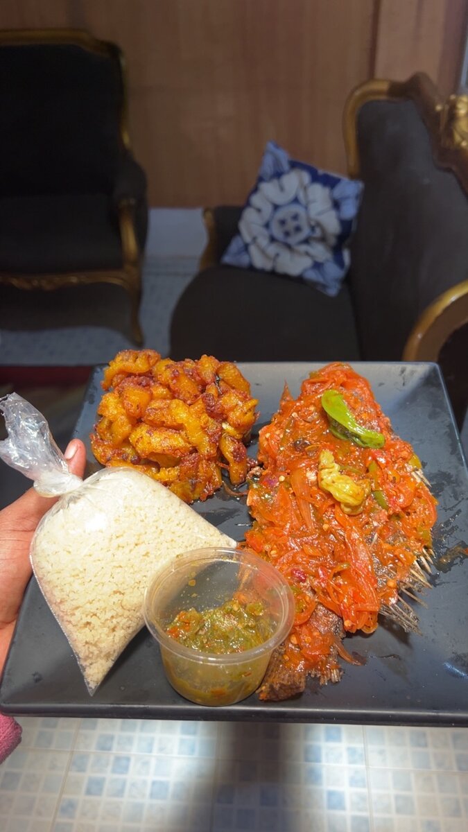 Poisson  avec Riz et Plantains