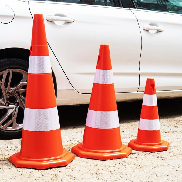 Cône de signalisation routier orange