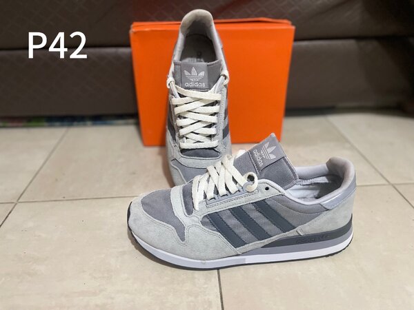 Chaussures Adidas originales