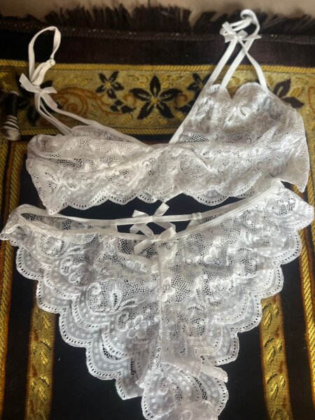 Ensemble lingerie dentelle blanc