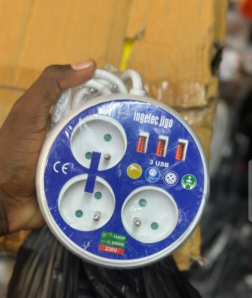 Prise Multiprise Ronde USB