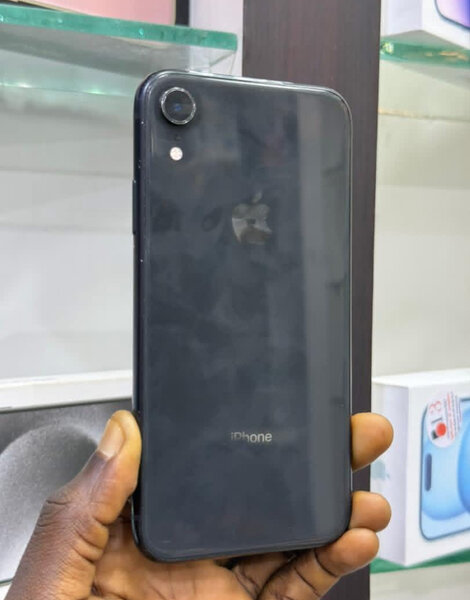 iPhone XR noir reconditionné