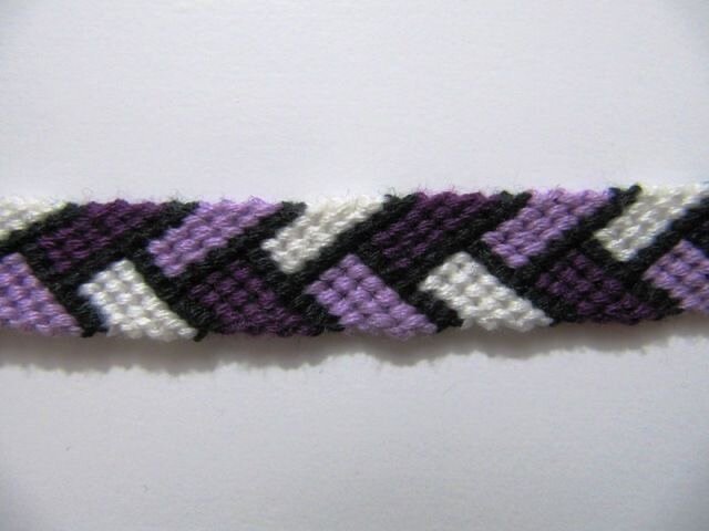 Bracelet en corde tissée