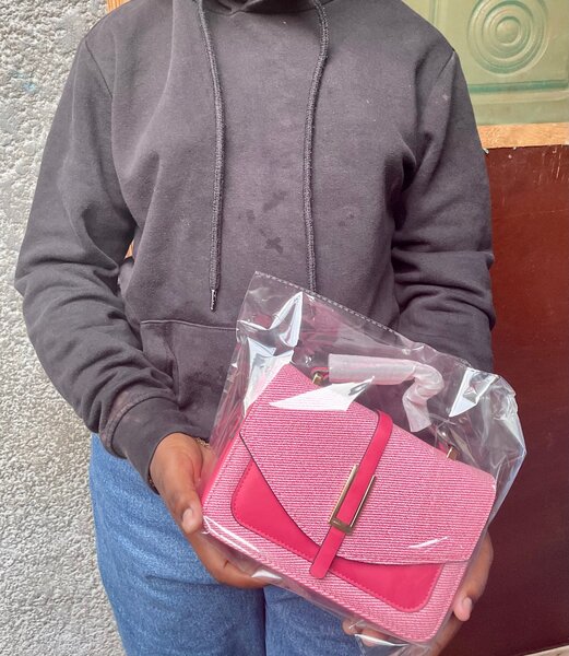 Petit sac à bandoulière rose chic