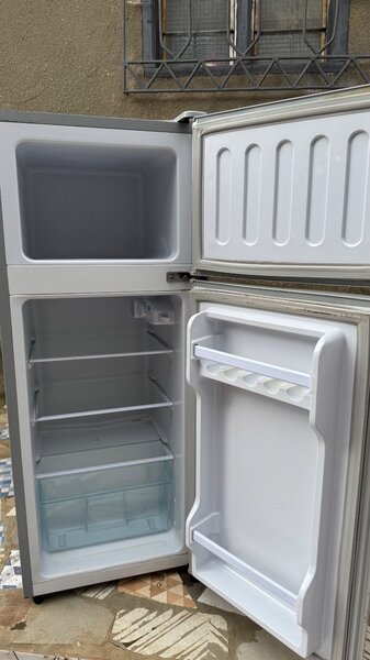 Réfrigérateur double porte compact