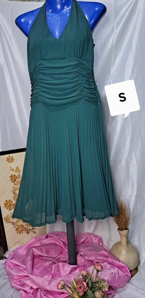 Robe Évasée Verte Élégante