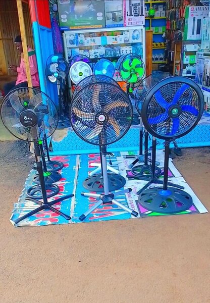 Ventilateur sur pied puissant