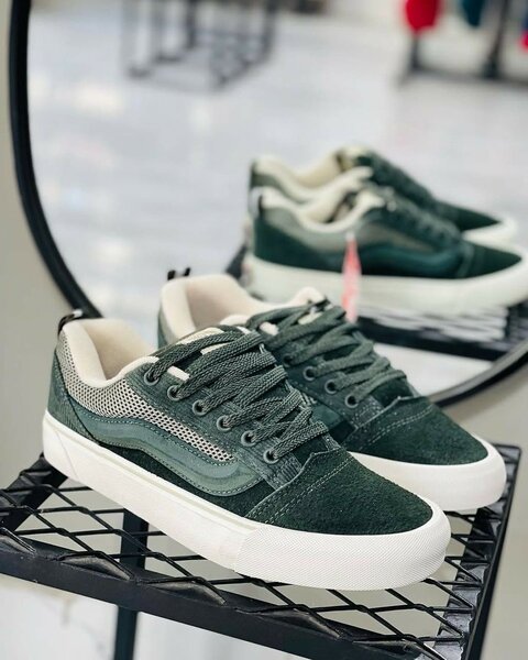 Sneakers classiques modernes