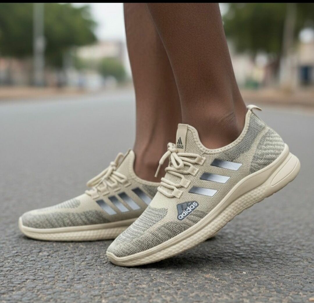 Chaussures de sport Adidas