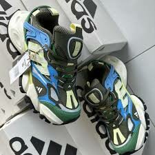 Baskets de sport multicolores