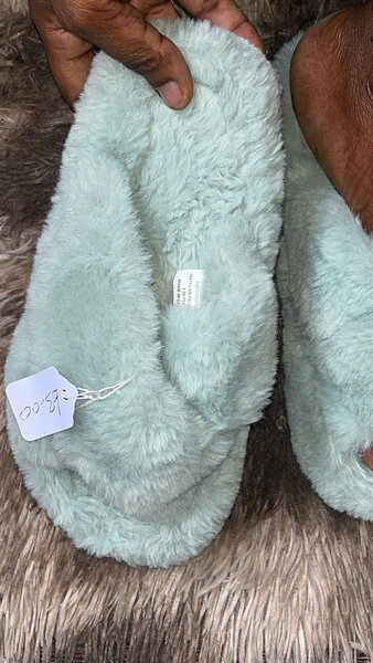 Chaussons Doux en Peluche