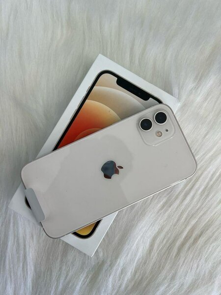 iPhone 12 Blanc 64GB Débloqué