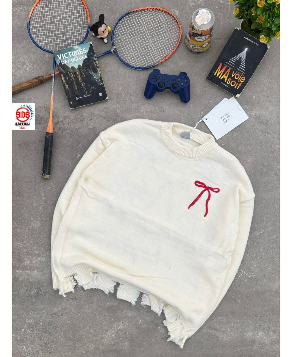 Pull à col rond décoré de rubans pour femme