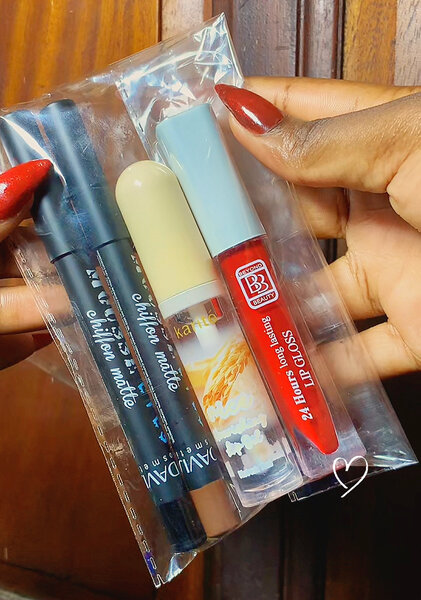 Coffret de maquillage lèvres et yeux