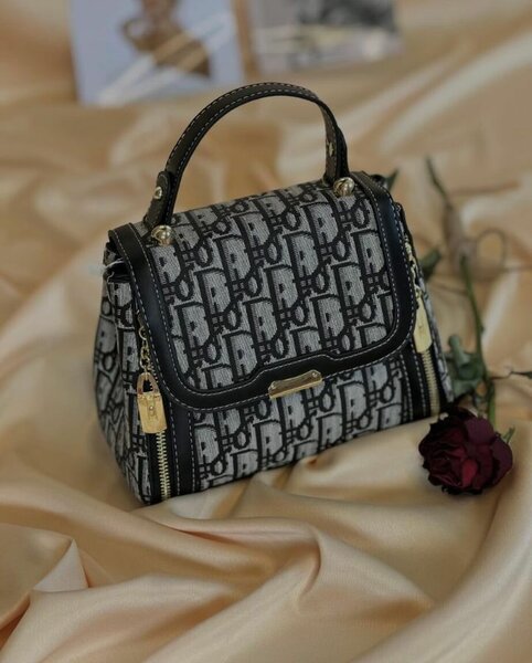 Sac à main femme luxe