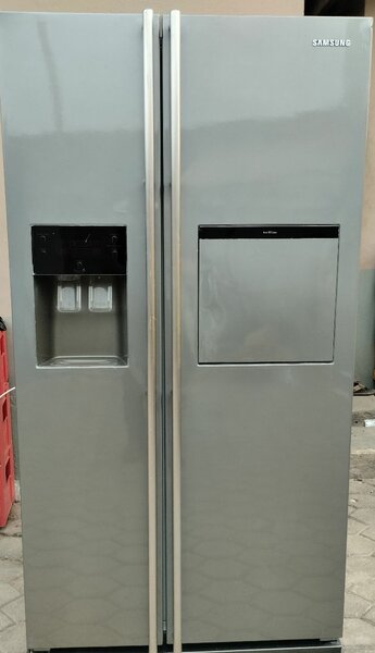 Samsung Side-by-side Refrigerator 647Ltrs (fairly used)