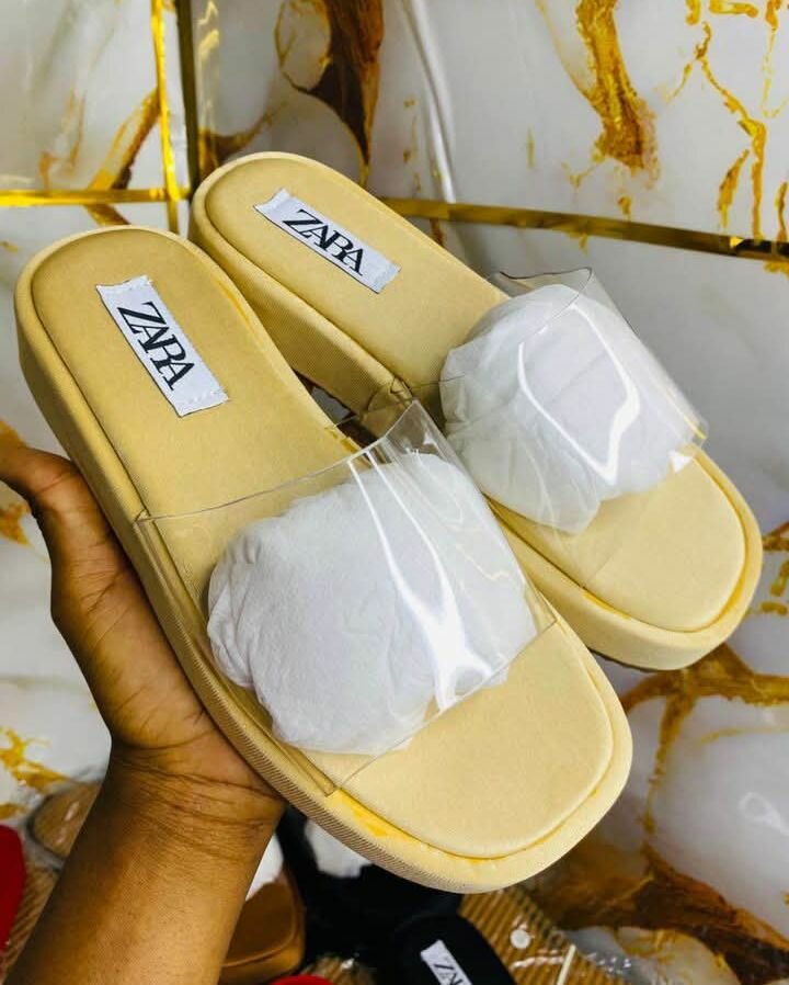 Sandales Plates ZARA Transparentes