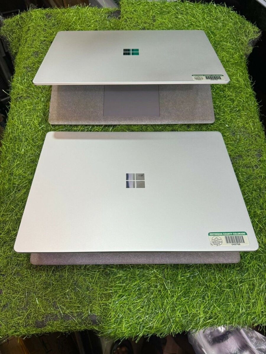 Microsoft Surface Laptop 2 RAM 8GB Intel Core i5 SSD 256GB