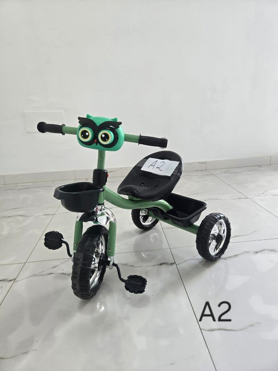 Tricycle enfant ludique