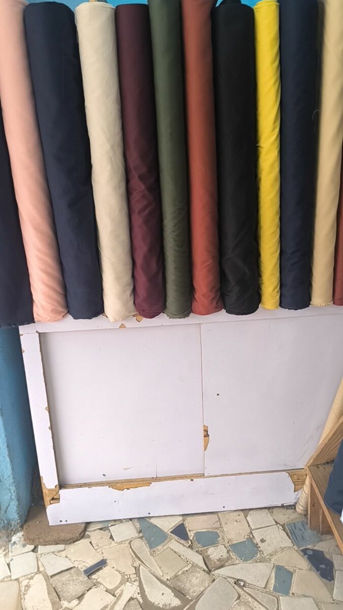 Tissu en rouleaux variés
