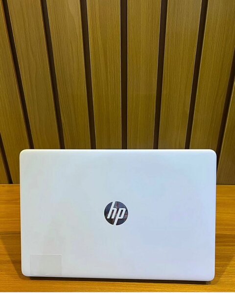 HP 11th Gen 16GB RAM 256GB