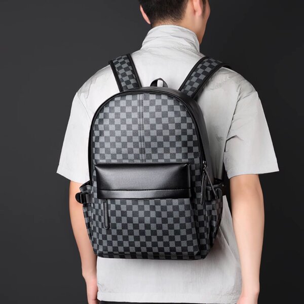 Sac à dos motif à carreaux homme
