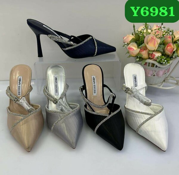 Women's heel, talon des femmes