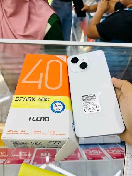 Tecno Spark 40C - Smartphone
