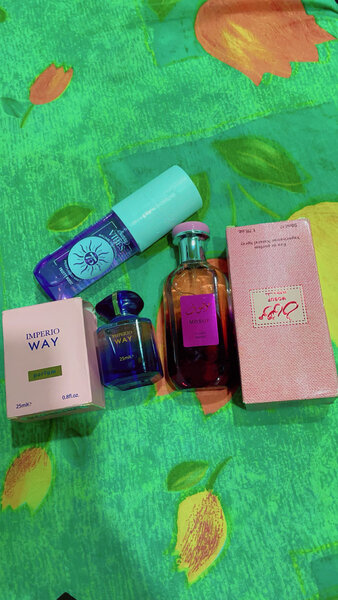 Lot de Parfums Variés