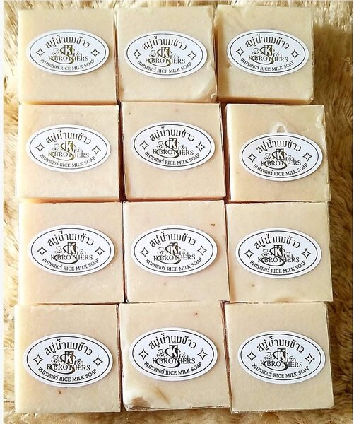 12 Savon au lait de riz