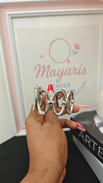 Bracelet argenté chic élégant