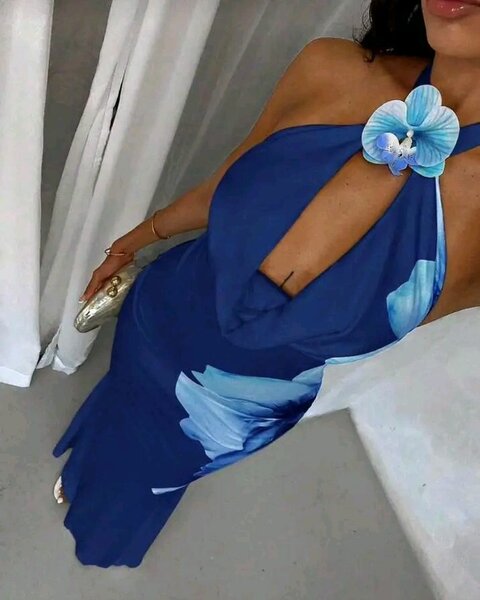 Robe longue fleurie bleue pour femmes