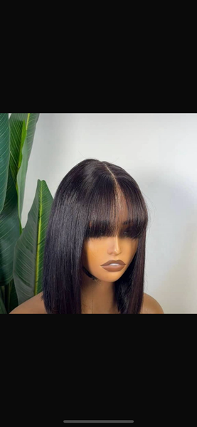 Perruque droite avec frange