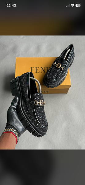 Chaussures de luxe tendance