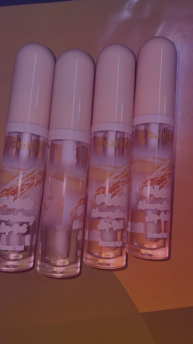 Huile à lèvres hydratante