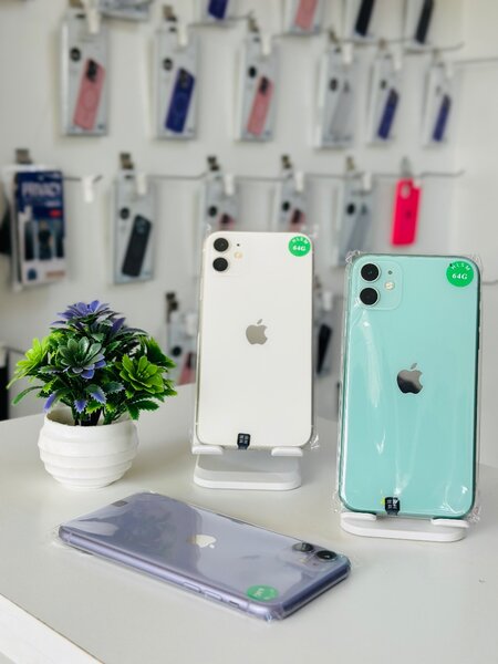 Fully functional iPhone 11