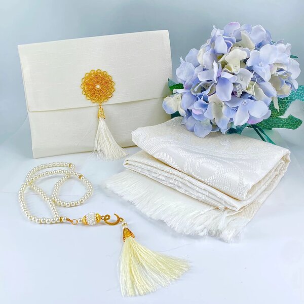 Élégante Écharpe en Soie