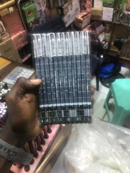 Lot de Crayons à Sourcils