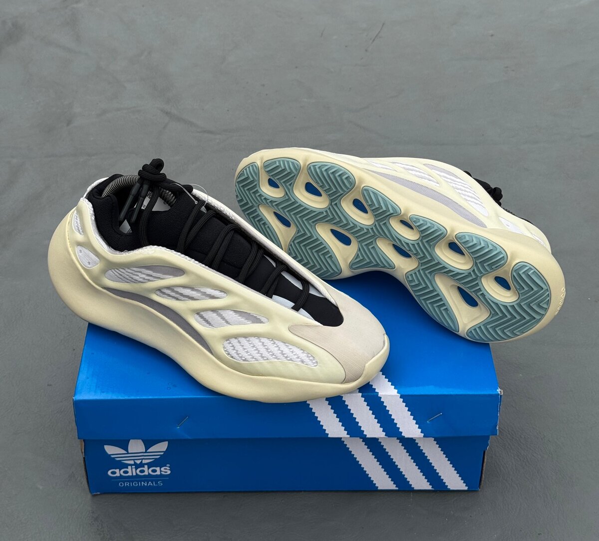 Adidas Baskets Futuristes