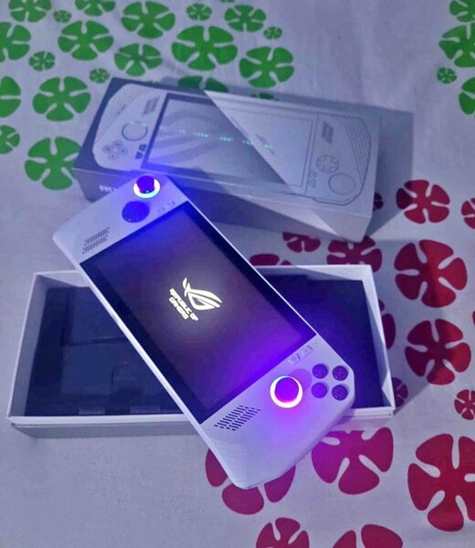 Asus ROG ally Z1 extrême