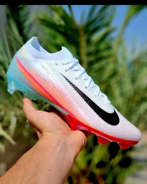 Chaussures de football Nike pour homme