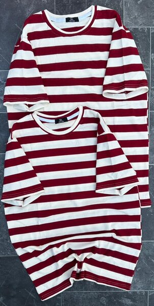 T-shirts rayés rouges