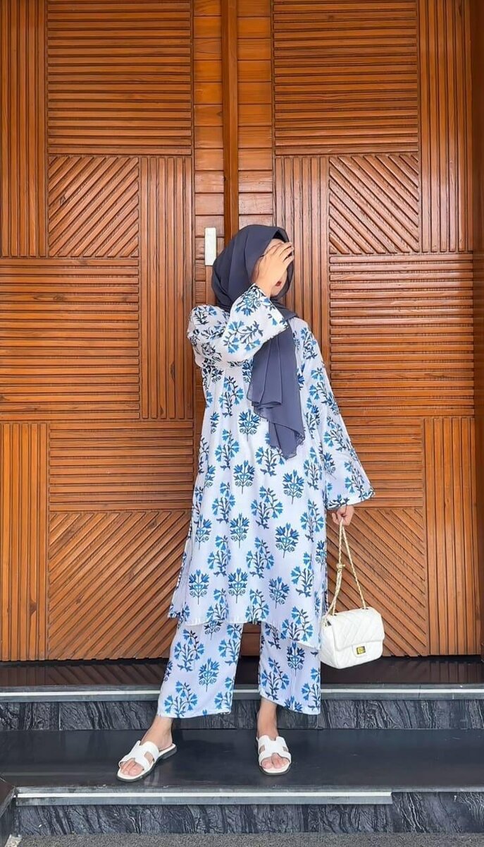 2 pcs woman stitch suit linen printed