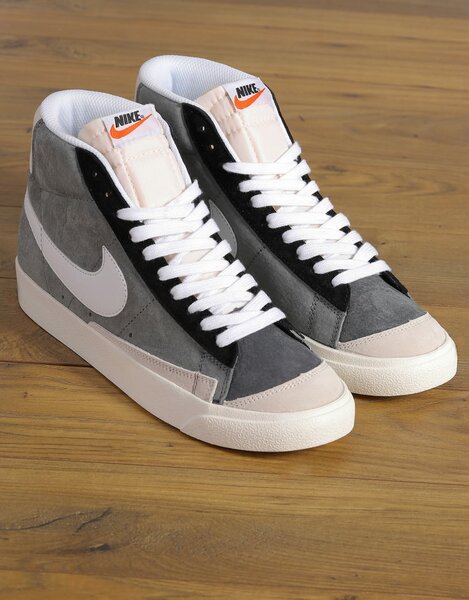 Baskets montantes Nike classiques