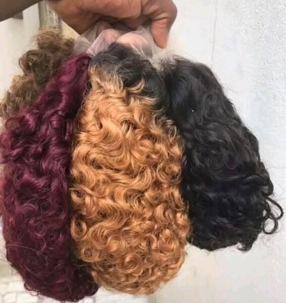 Perruques Bouclées Colorées
