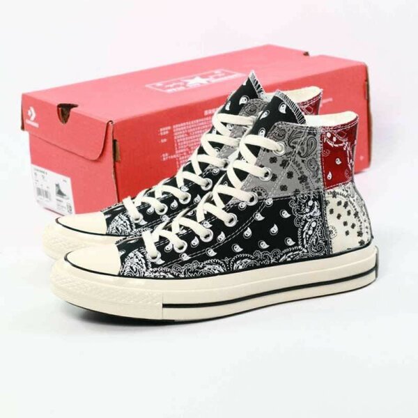 Baskets toile vintage imprimé